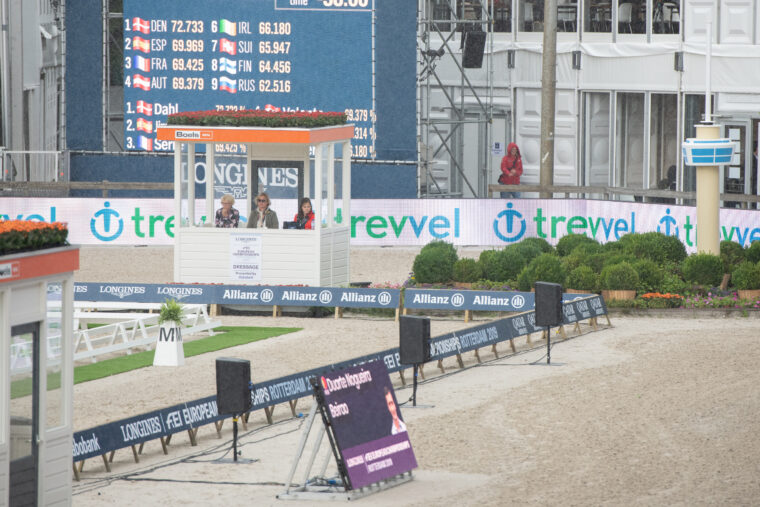 JK Sponsor Trevvel LED DSC 7150