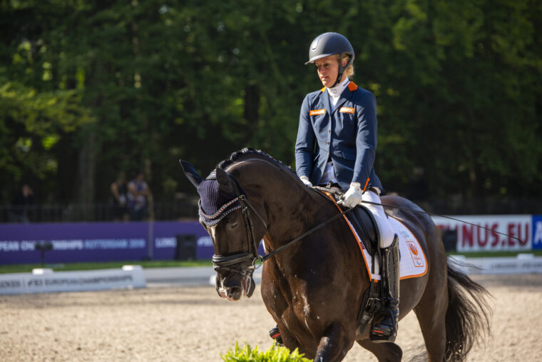 MDR 207 Nicole den Dulk met Wallace N O P 2