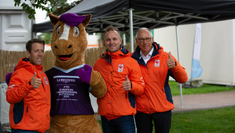 DV mascotte spring nl 07790